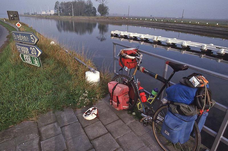 WT 2000 263-28 Belgium.jpg